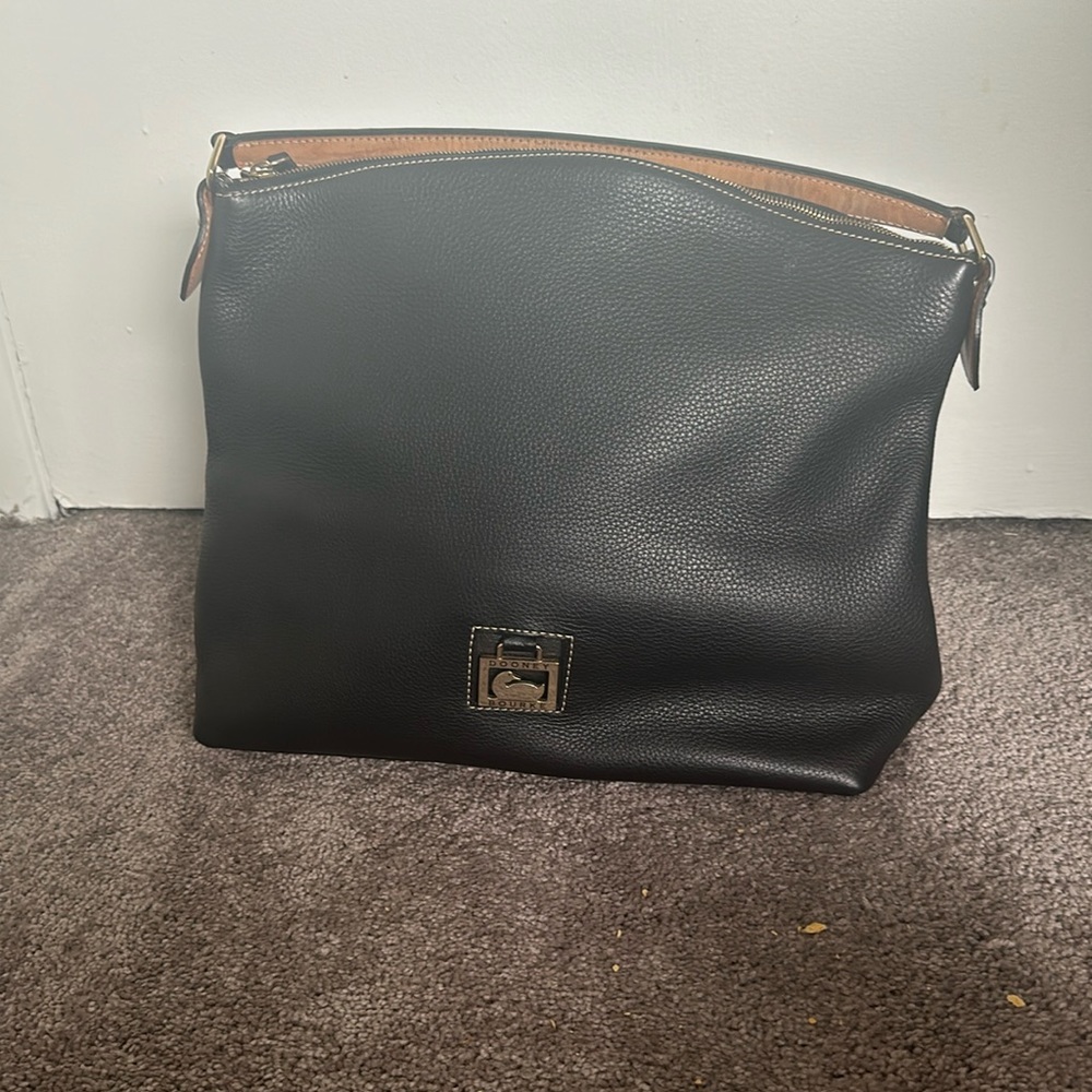 extra large, Dooney and Bourke black leather handbag